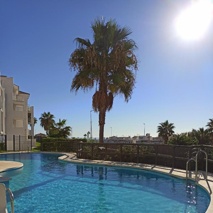 La Paloma Beach Apartment With Pool By Casa Del Sol Hr Manilva Exterior photo