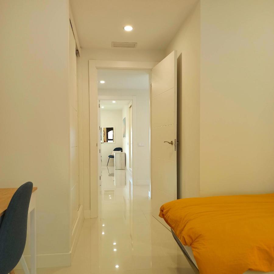 La Paloma Beach Apartment With Pool By Casa Del Sol Hr Manilva Exterior photo